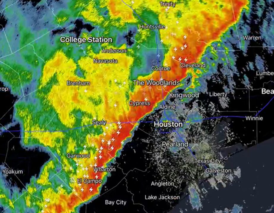 Houston Tornado Watch: What to Expect & Stay Safe Tonight